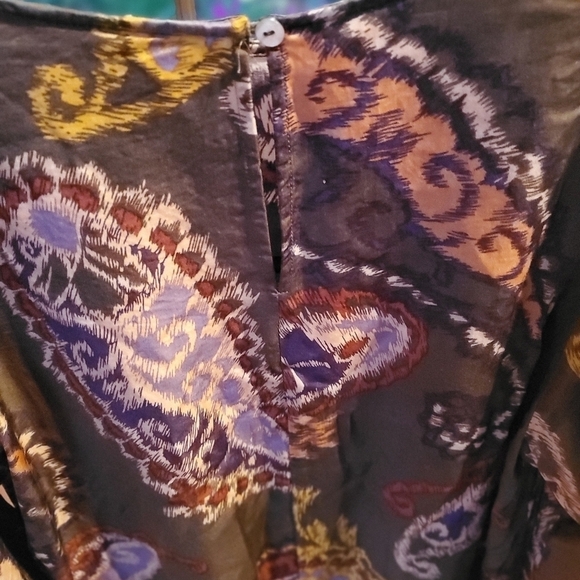 Esqualo Elements Print Long Sleeve Paisley Light Sz. 12 Blouse - Picture 8 of 15